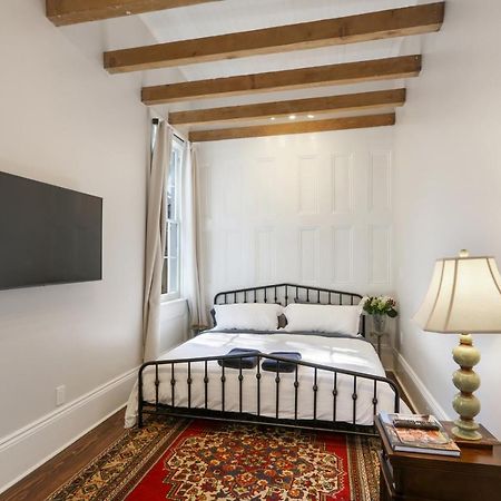 ニューオーリンズCarondelet House - 1886 Garden District Manseアパートメント エクステリア 写真