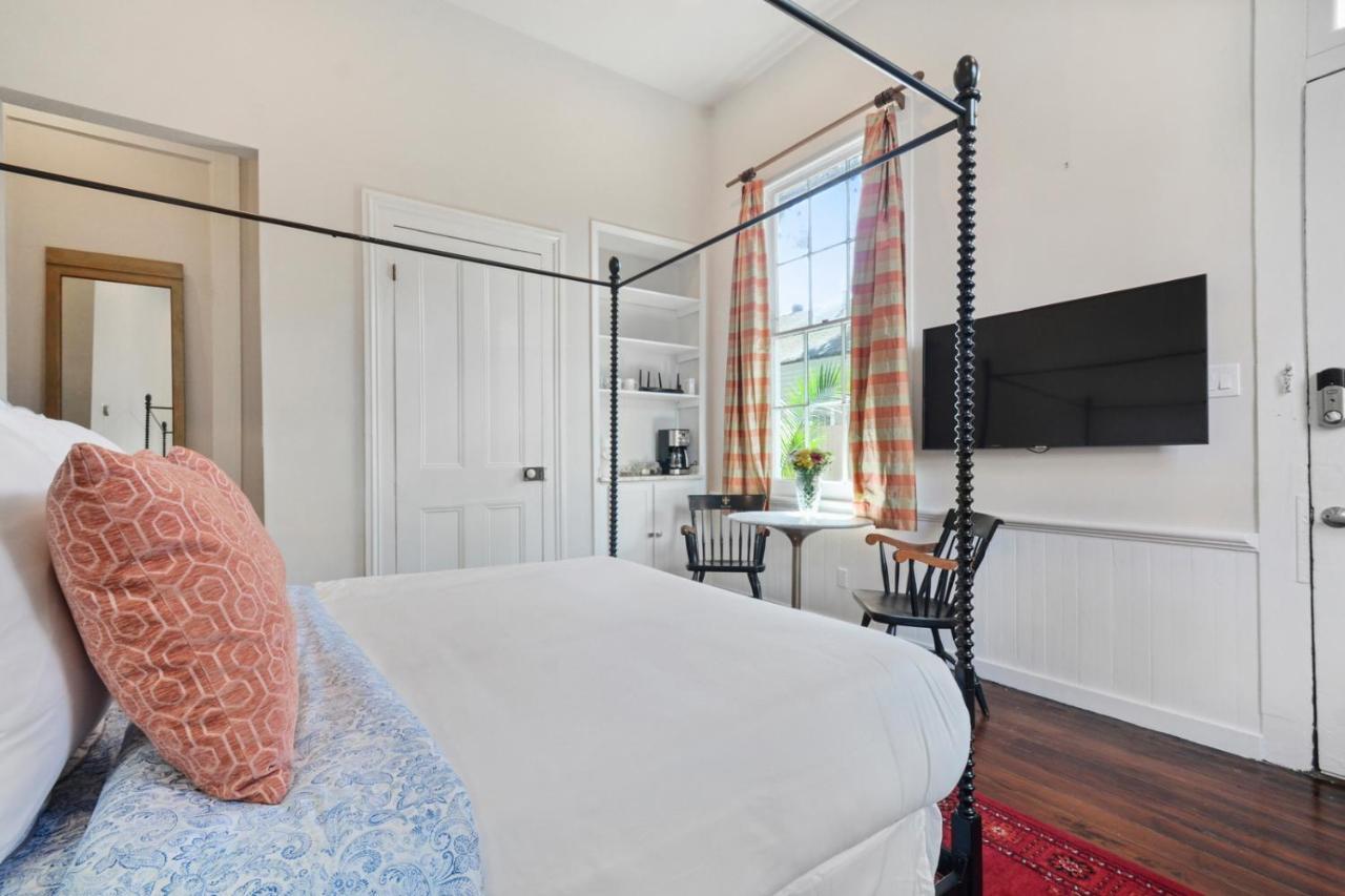 ニューオーリンズCarondelet House - 1886 Garden District Manseアパートメント エクステリア 写真