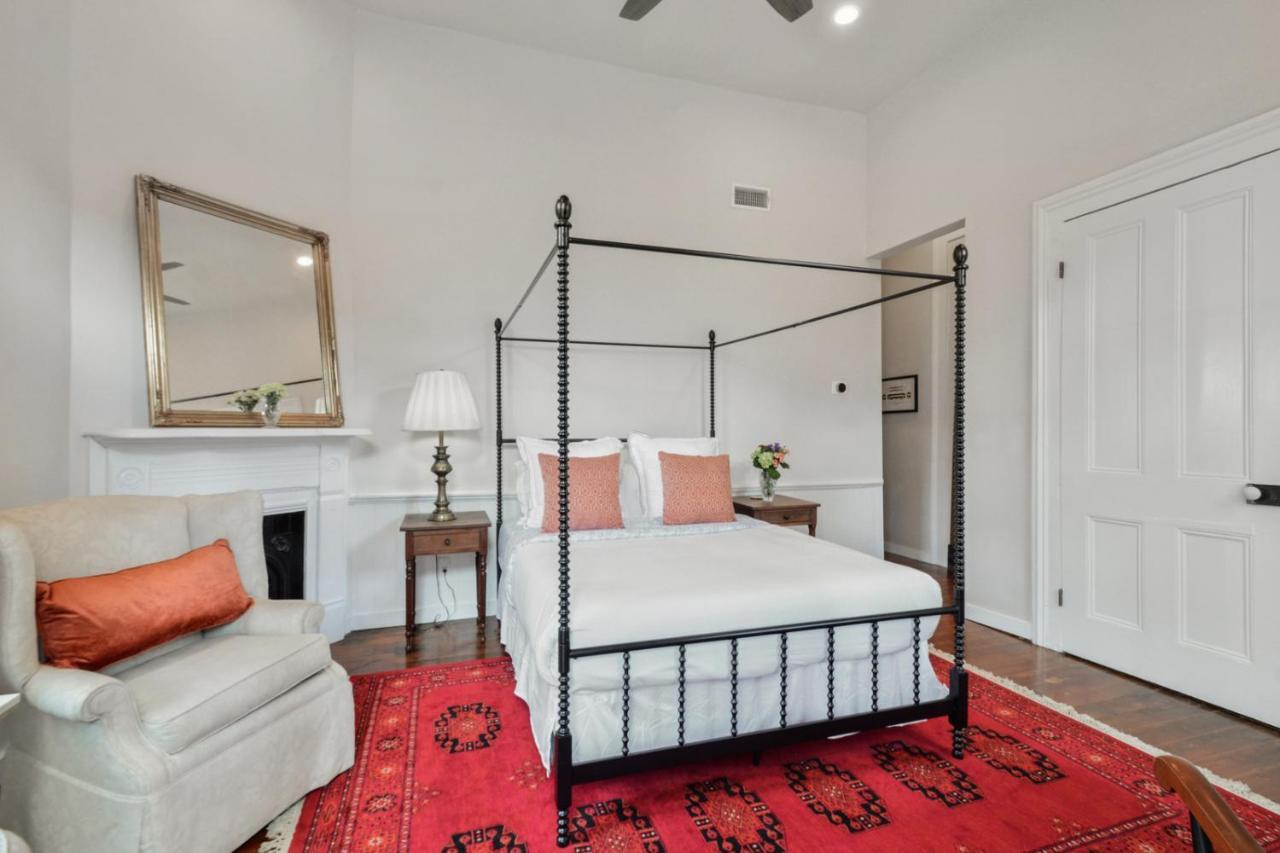 ニューオーリンズCarondelet House - 1886 Garden District Manseアパートメント エクステリア 写真