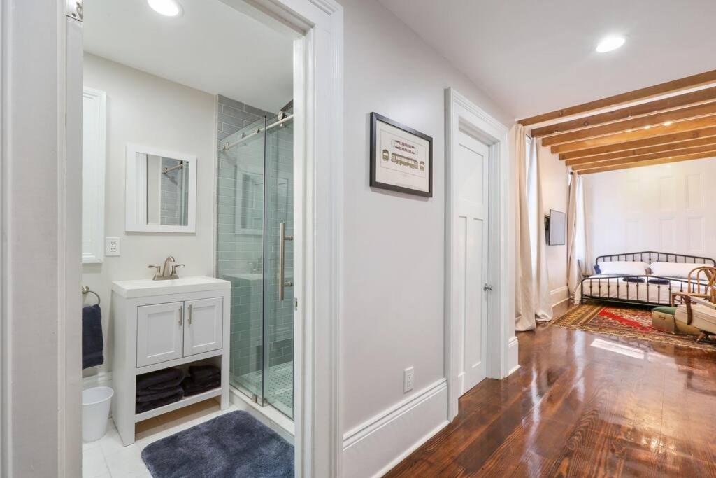 ニューオーリンズCarondelet House - 1886 Garden District Manseアパートメント エクステリア 写真