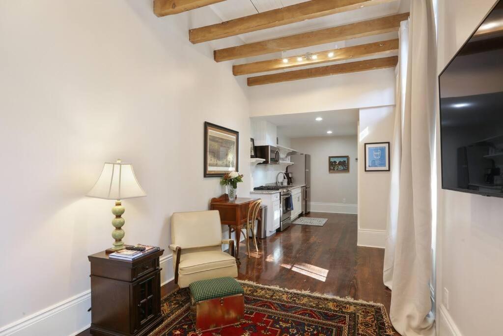 ニューオーリンズCarondelet House - 1886 Garden District Manseアパートメント エクステリア 写真